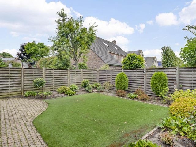 Ast 3, Nederweert