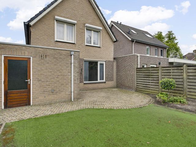 Ast 3, Nederweert