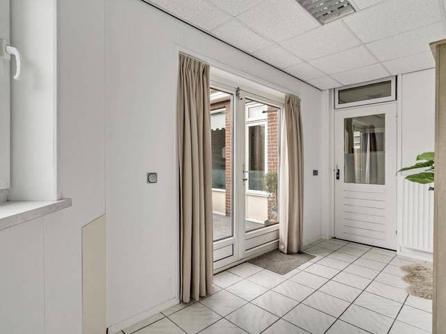 Leeuwebekstraat 5, Ospel