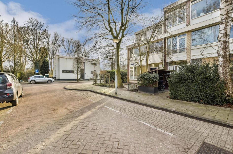 Nederhoven 34