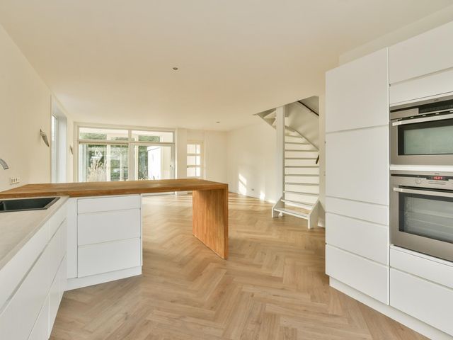 Nederhoven 34, Amsterdam