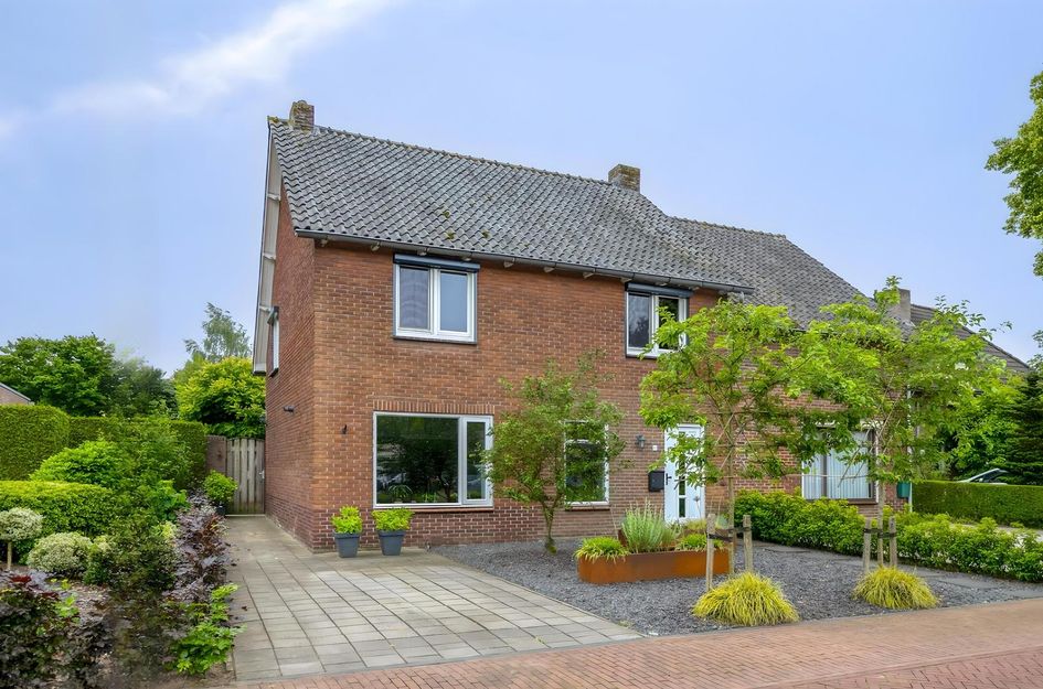 Pastoor Jacobsstraat 42