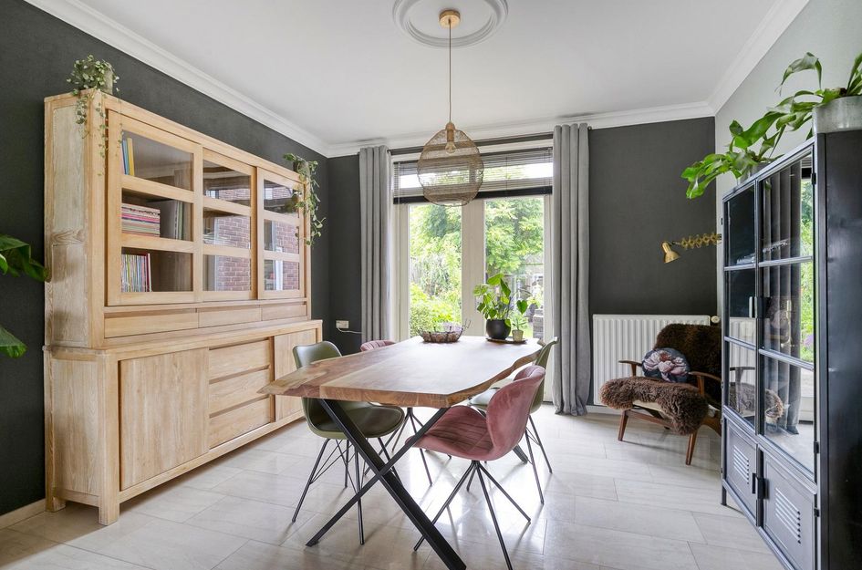Pastoor Jacobsstraat 42