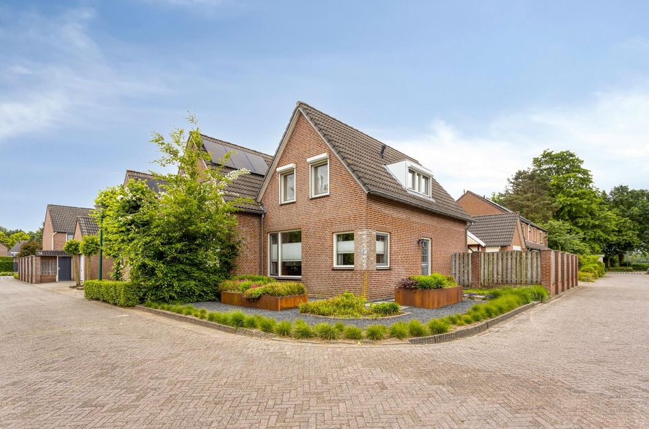 Pastoor van Erpstraat 5