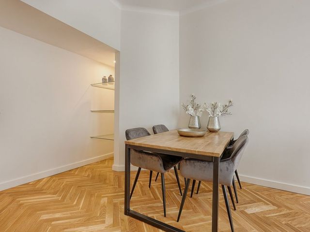 Anna Paulownastraat 74B, 'S-Gravenhage