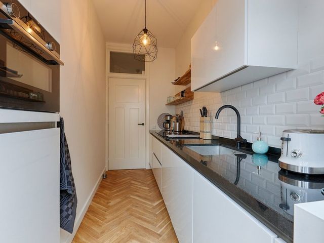 Anna Paulownastraat 74B, 'S-Gravenhage
