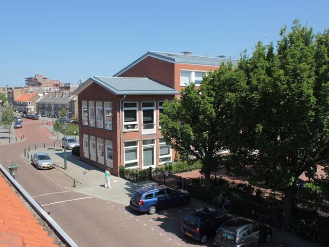 Dr. De Visserplein 20, Den Haag