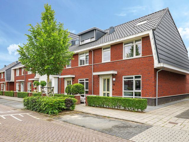 Ram 12, Elst