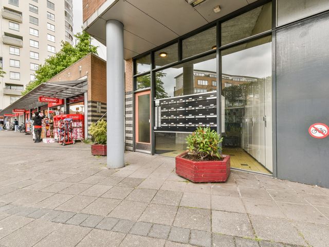 Belgiëplein 82, Amsterdam