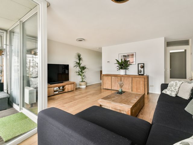 Belgiëplein 82, Amsterdam