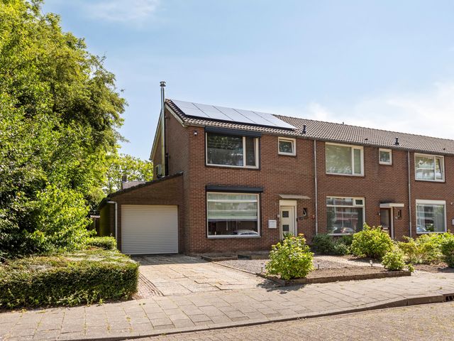 Diepenbrockstraat 16, Terneuzen