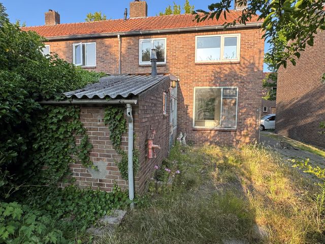 Dijkstraat 10, Sas Van Gent
