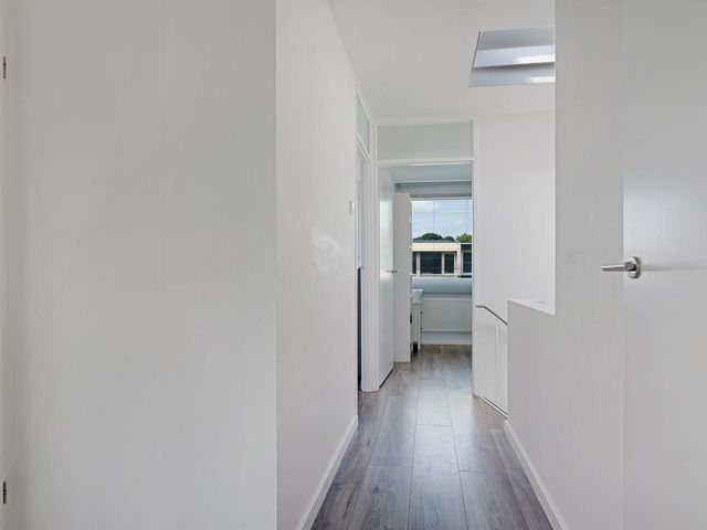 Bertram 213, Uithoorn