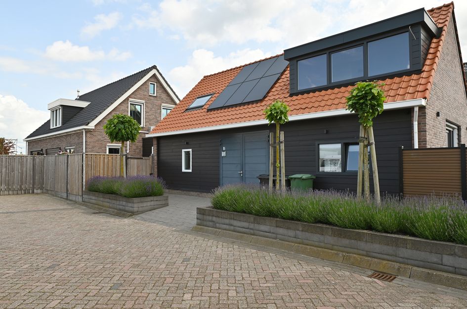 Sluisweg 8I