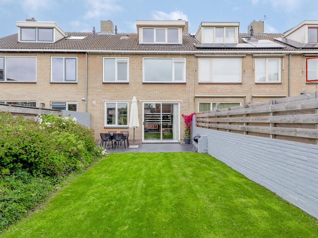 Burgemeester Elmersstraat 27, Sijbekarspel