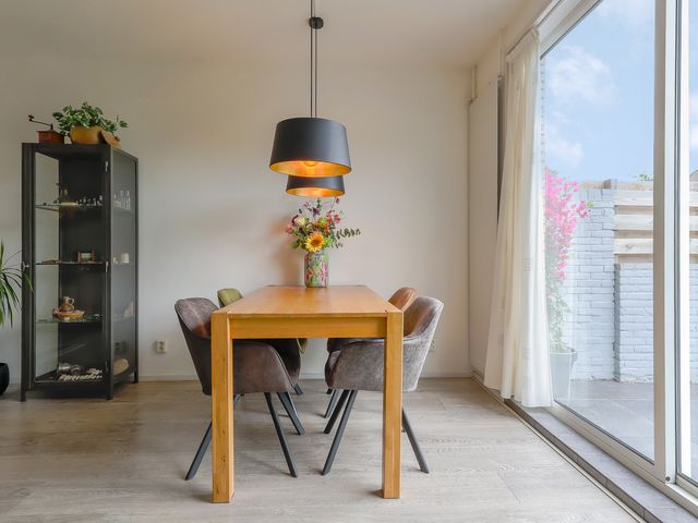 Burgemeester Elmersstraat 27, Sijbekarspel
