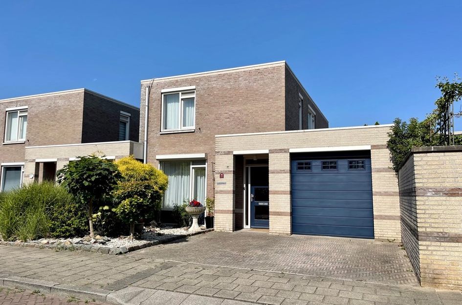 Bisschop Paredisstraat 29