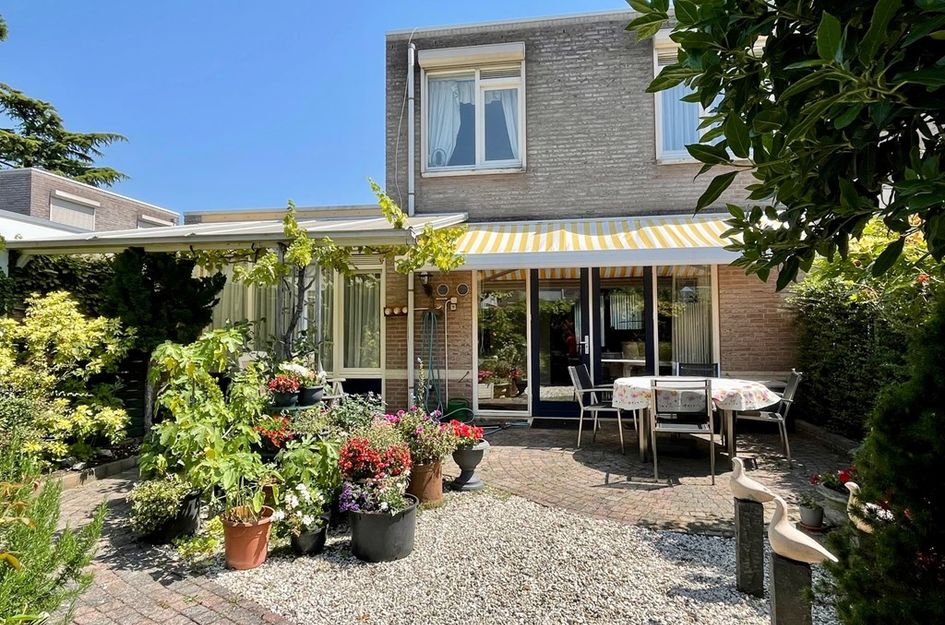 Bisschop Paredisstraat 29