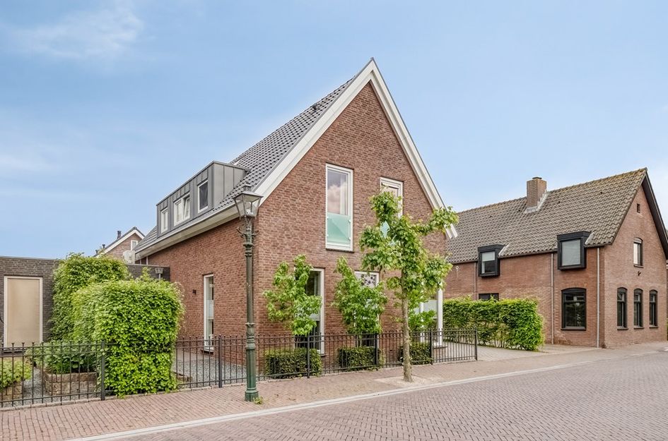 Dorpsstraat 97