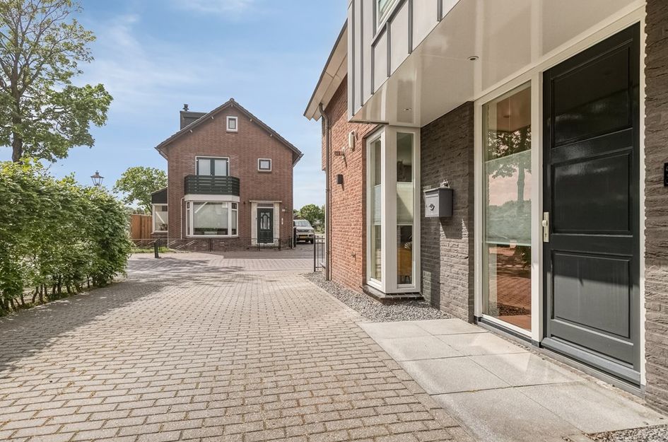 Dorpsstraat 97