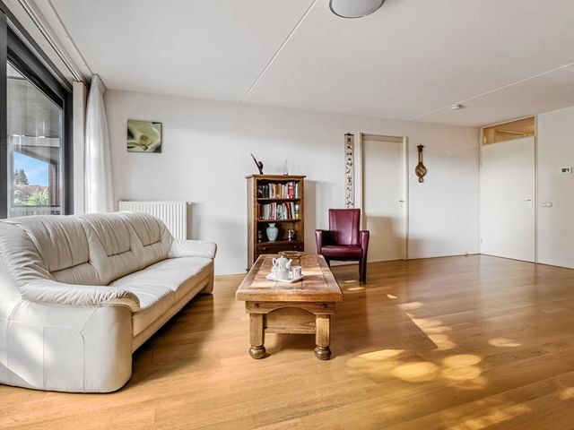Verhuellpark 21, Ede