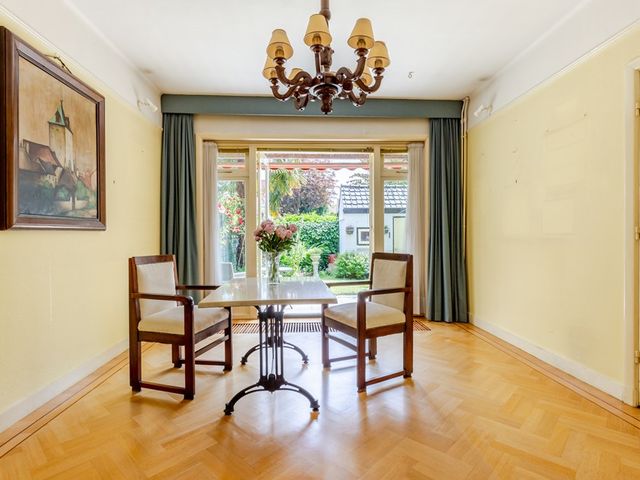 Waldeck Pyrmontlaan 15, Overveen