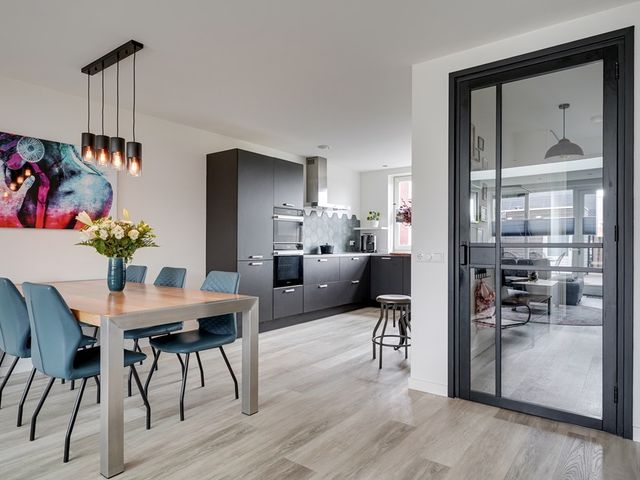 Lisdodde 64, Vlijmen