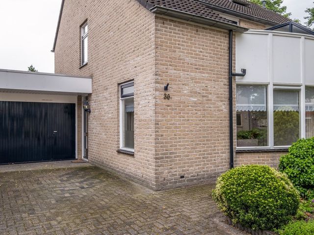 Karel Schaapstraat 36, Vriezenveen