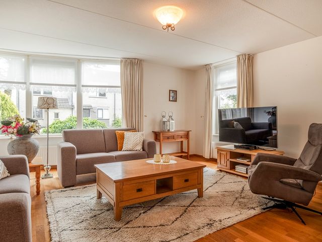 Karel Schaapstraat 36, Vriezenveen