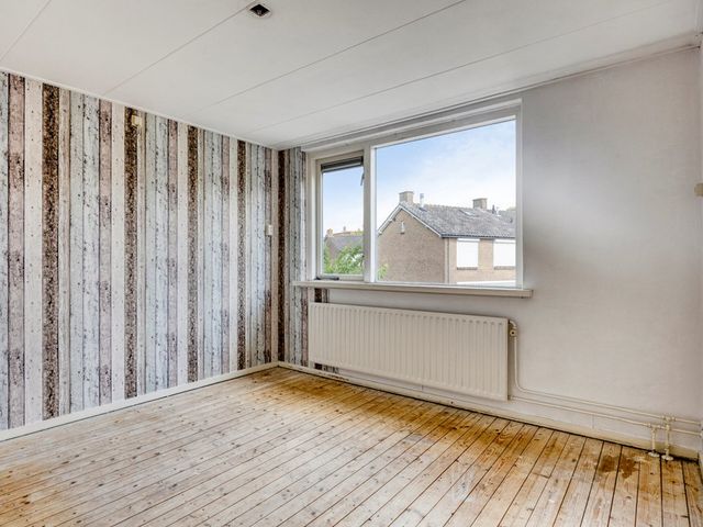 Zonnebloemstraat 6, Alblasserdam