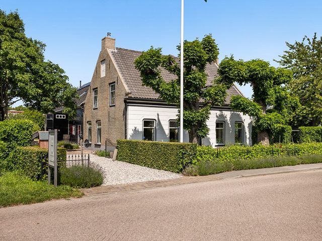 Dorpsstraat 23, Hendrik-Ido-Ambacht