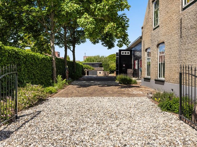 Dorpsstraat 23, Hendrik-Ido-Ambacht