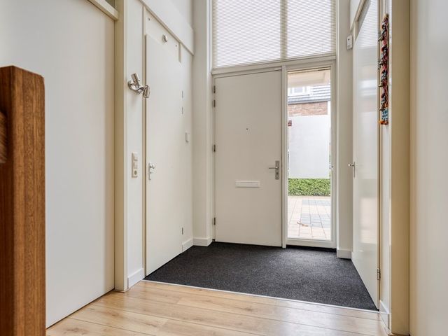 Henri Didonweg 7, Hoofddorp