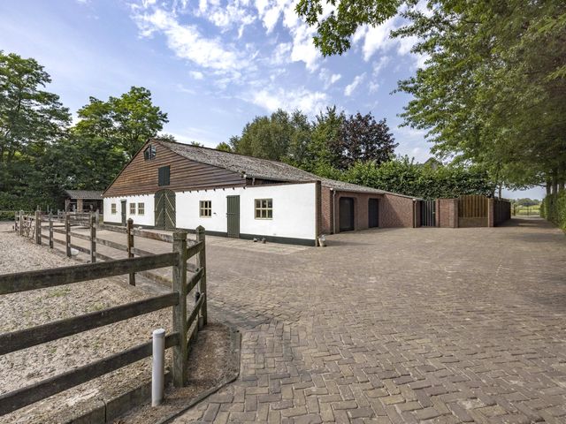 Paalstraat 20, De Moer