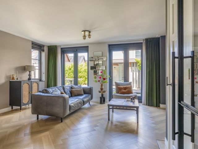 Zwaluwbij 3, Waddinxveen