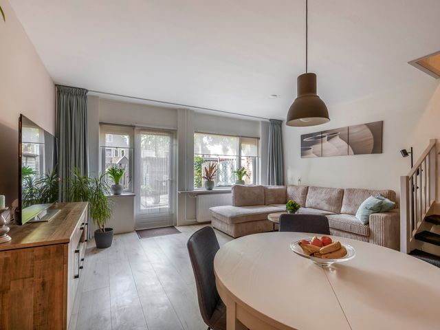 Weidezoom 10, Waddinxveen