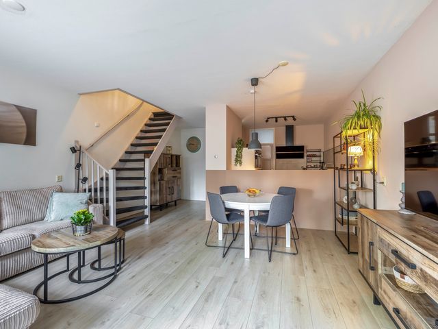 Weidezoom 10, Waddinxveen
