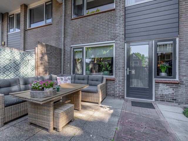 Weidezoom 10, Waddinxveen