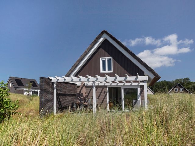 de Duinen 220, Ouddorp