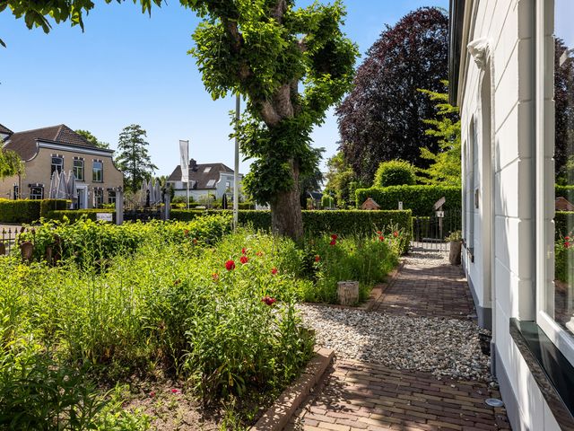 Dorpsstraat 23, Hendrik-Ido-Ambacht
