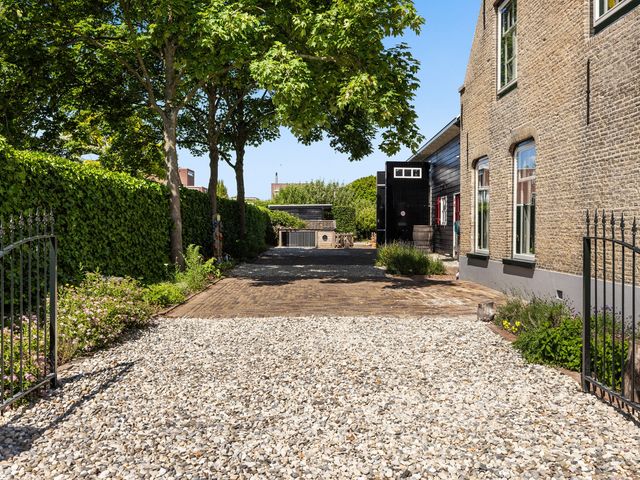 Dorpsstraat 23, Hendrik-Ido-Ambacht