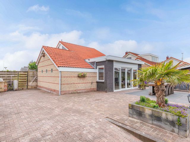 Kemphaan 43, Lemmer