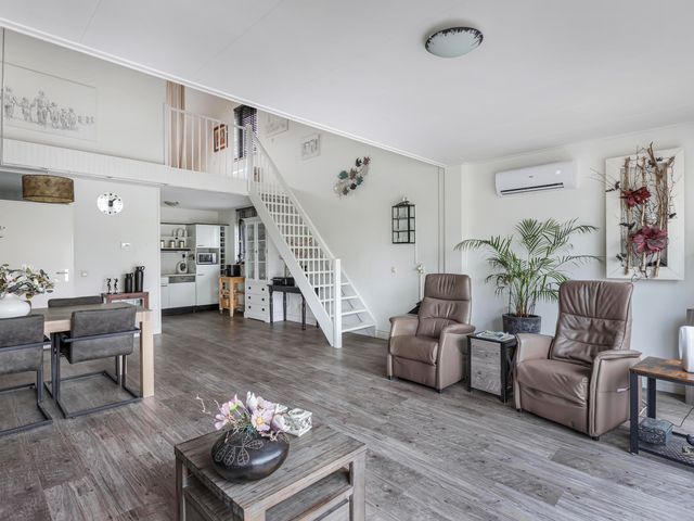 Kemphaan 43, Lemmer