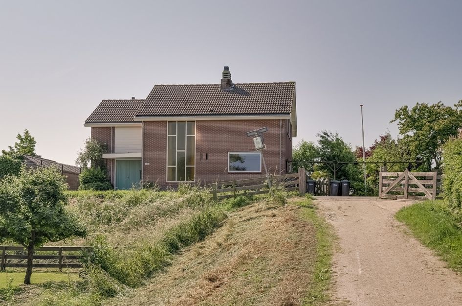 Dorpsweg 54