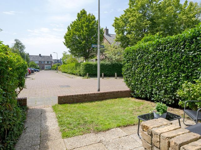 Brucknerlaan 10, Voorschoten