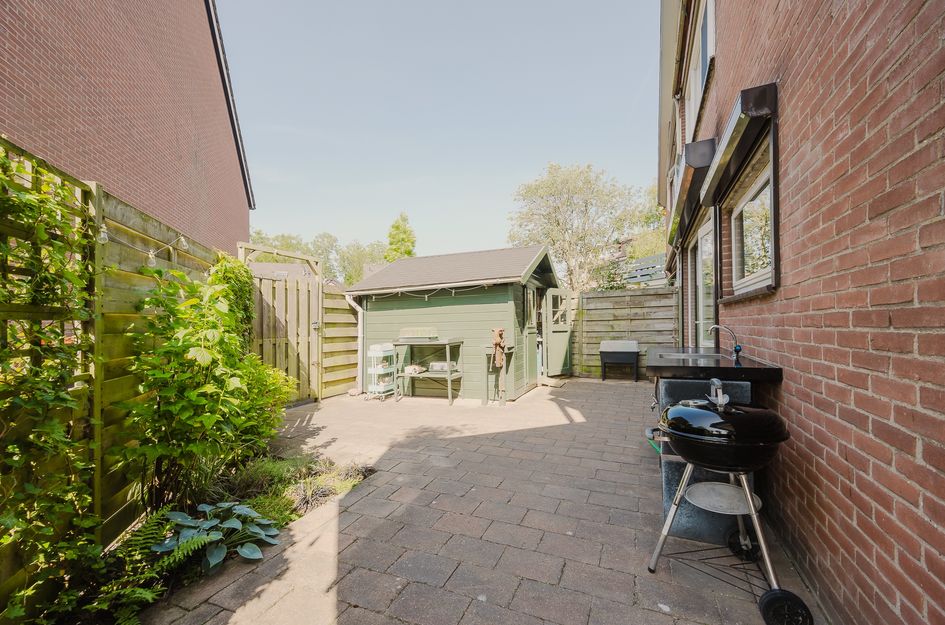 De Esdoorn 17