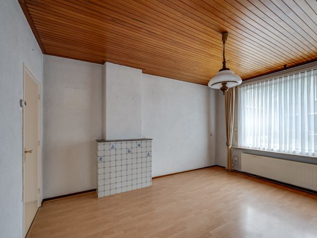 Pastoor Gillisstraat 98, Rijen
