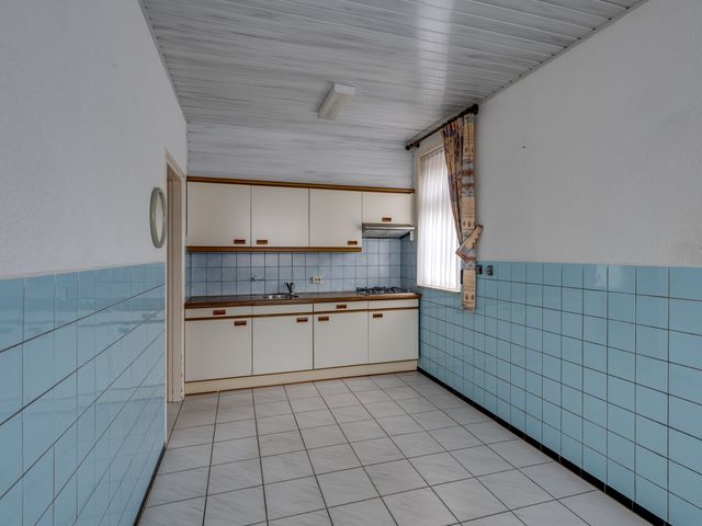 Pastoor Gillisstraat 98, Rijen