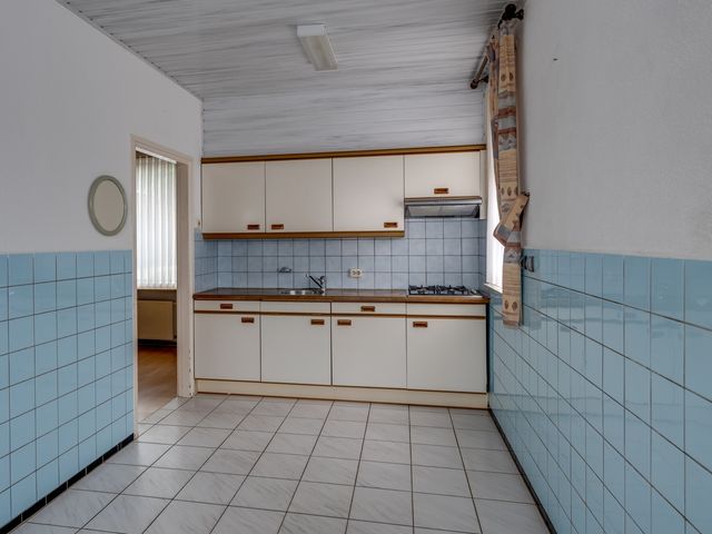 Pastoor Gillisstraat 98, Rijen
