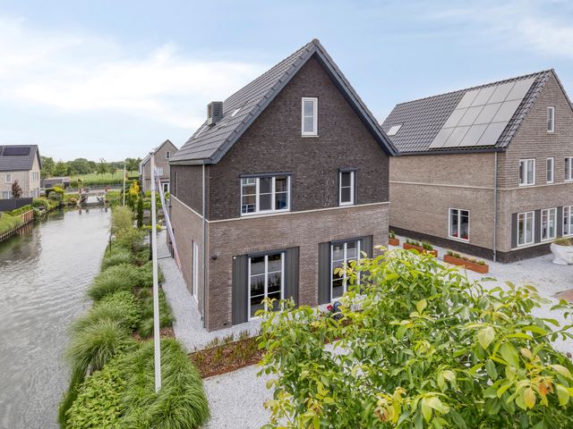 Turfsteker 6, Veenendaal